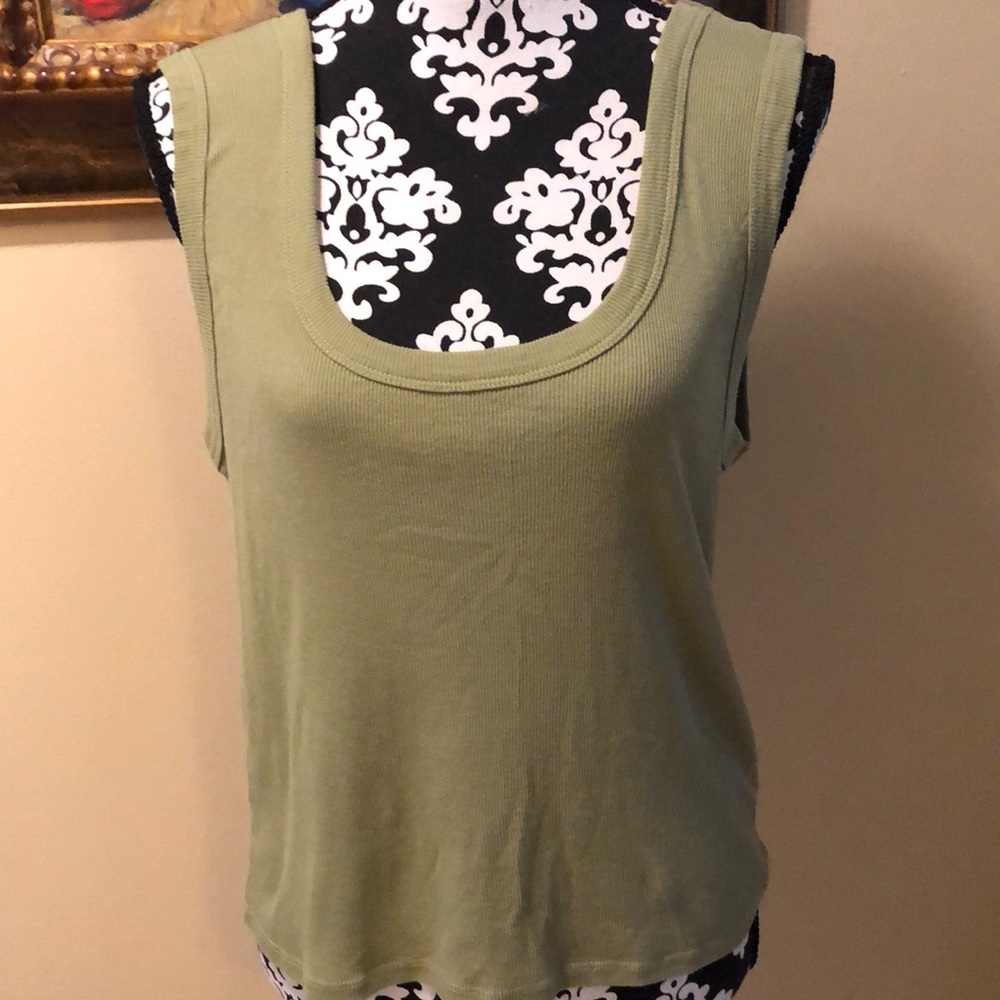 Bp. Ribbed sleeveless round neck light olive green tank top